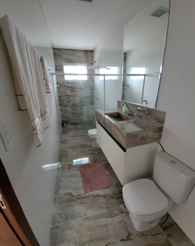 Imagem Vendo chácara de alto padrão em Carmo do Cajuru/MG com 1.300 m² de terreno