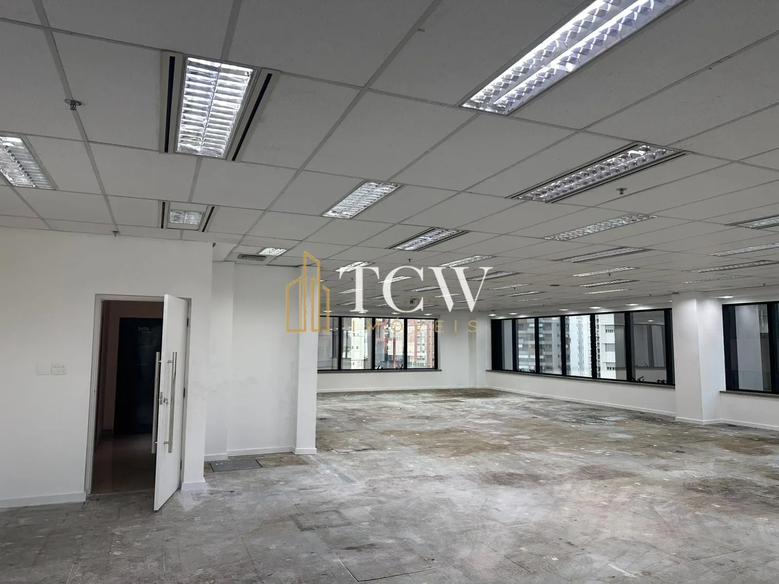 Imagem Conjunto Comercial para Locação no Itaim Bibi | 238 m² | Vão Livre | 7 Vagas | São Paulo/SP