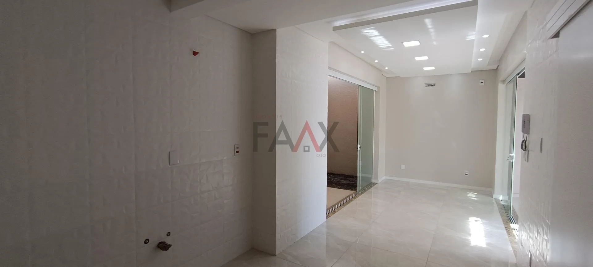 Imagem Sobrado com 4 dormitórios á venda,166.80 m², DOS ESTADOS, GUARAPUAVA - PR