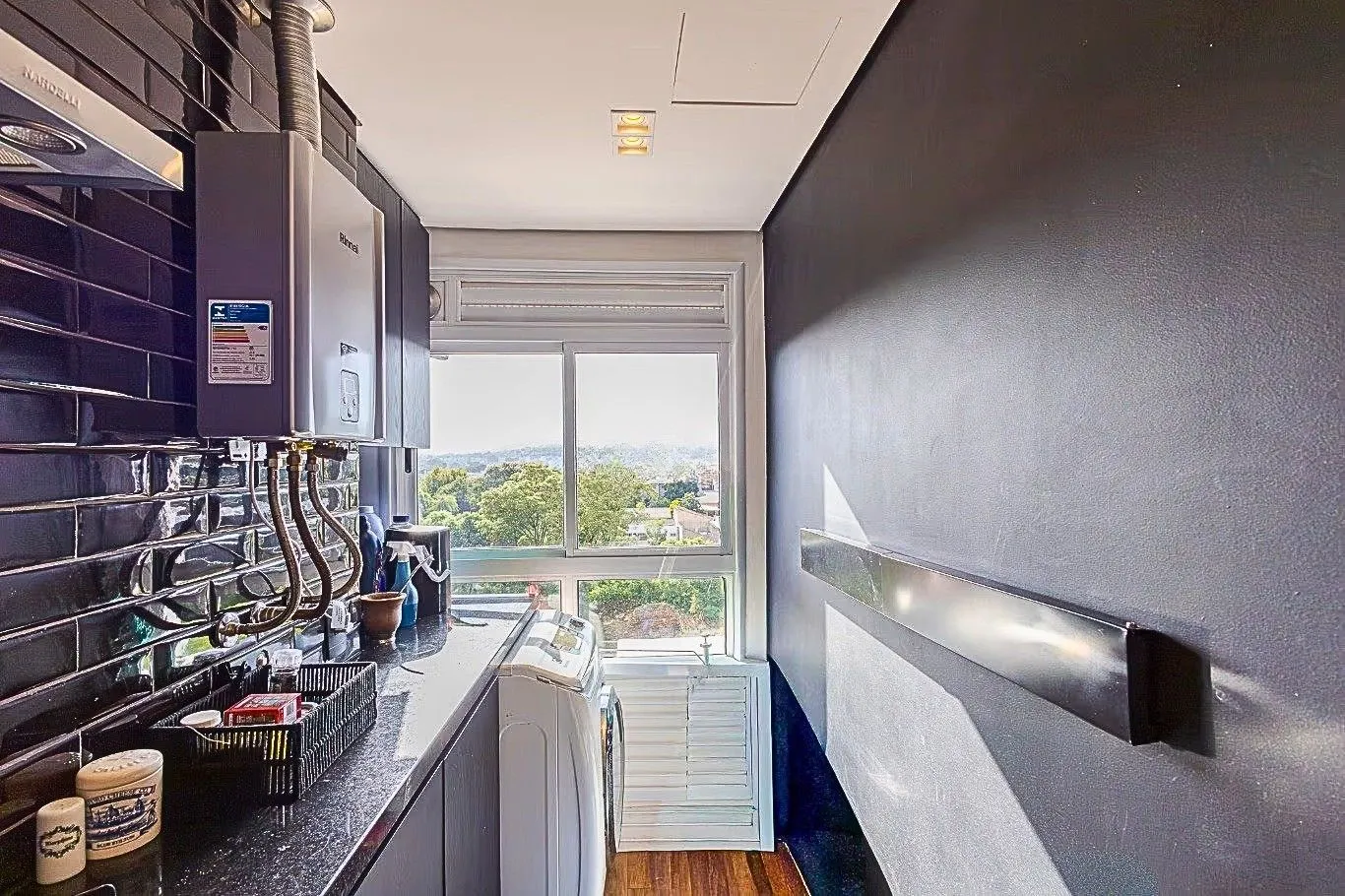 Imagem Apartamento Semi Mobiliado no Innside Home Resort
