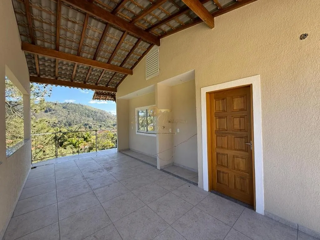 Imagem Casa em Condomínio para Venda em Teresópolis / RJ no bairro Vargem Grande