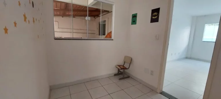 Imagem CASA DUPLEX A VENDA COM 07 QUARTOS 2 SUÍTES E 4 VAGAS DE GARGENS NA PRAIA