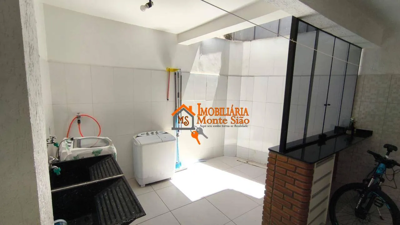 Imagem Sobrado com 3 dormitórios à venda, 186 m² por R$ 700.000,00 - Jardim Presidente Dutra - Guarulhos/SP