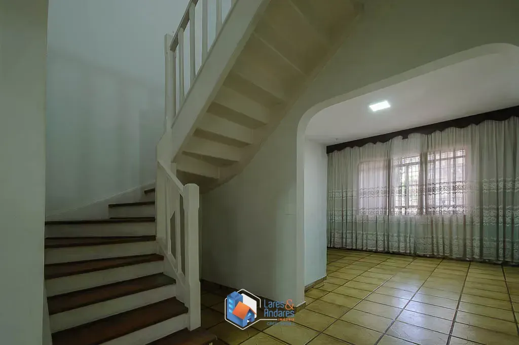 Imagem Sobrado para venda em Água Branca com 3 quartos, sendo 1 suíte, 126m²