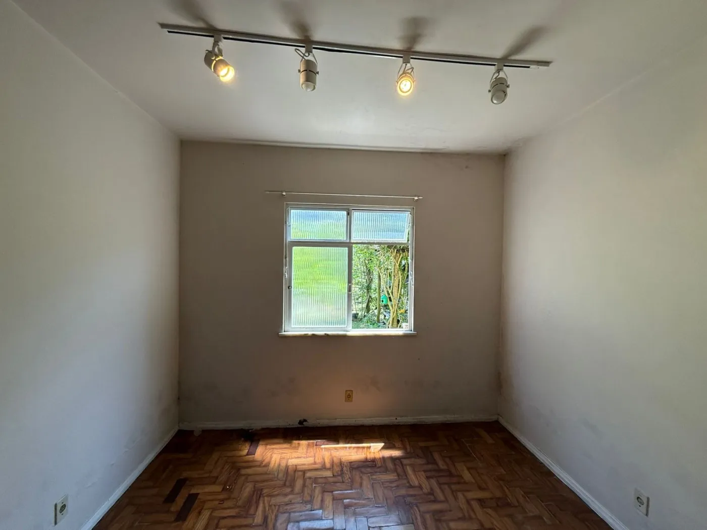 Imagem Casa para Venda em Teresópolis / RJ no bairro Araras