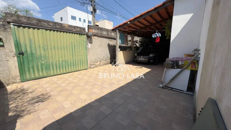Imagem casa a venda em Betim MG / bairro Espírito Santo