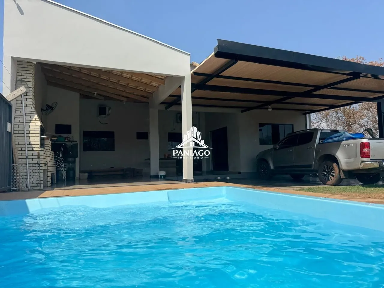 Imagem Casa com Piscina e Acesso ao Rio Cuiabá - Porteira Fechada