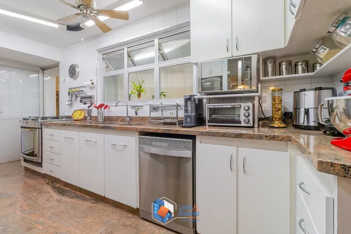 Imagem Apartamento para venda em Jardim Paulista com 4 quartos, sendo 2 suítes, 198m²