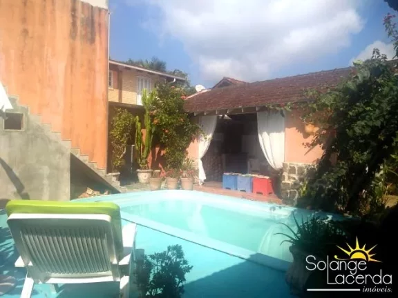 Imagem Imóvel com Potencial para Pousada, Hostel - 4 Suites - 4 Chalés - Piscina - Retorno Garantido