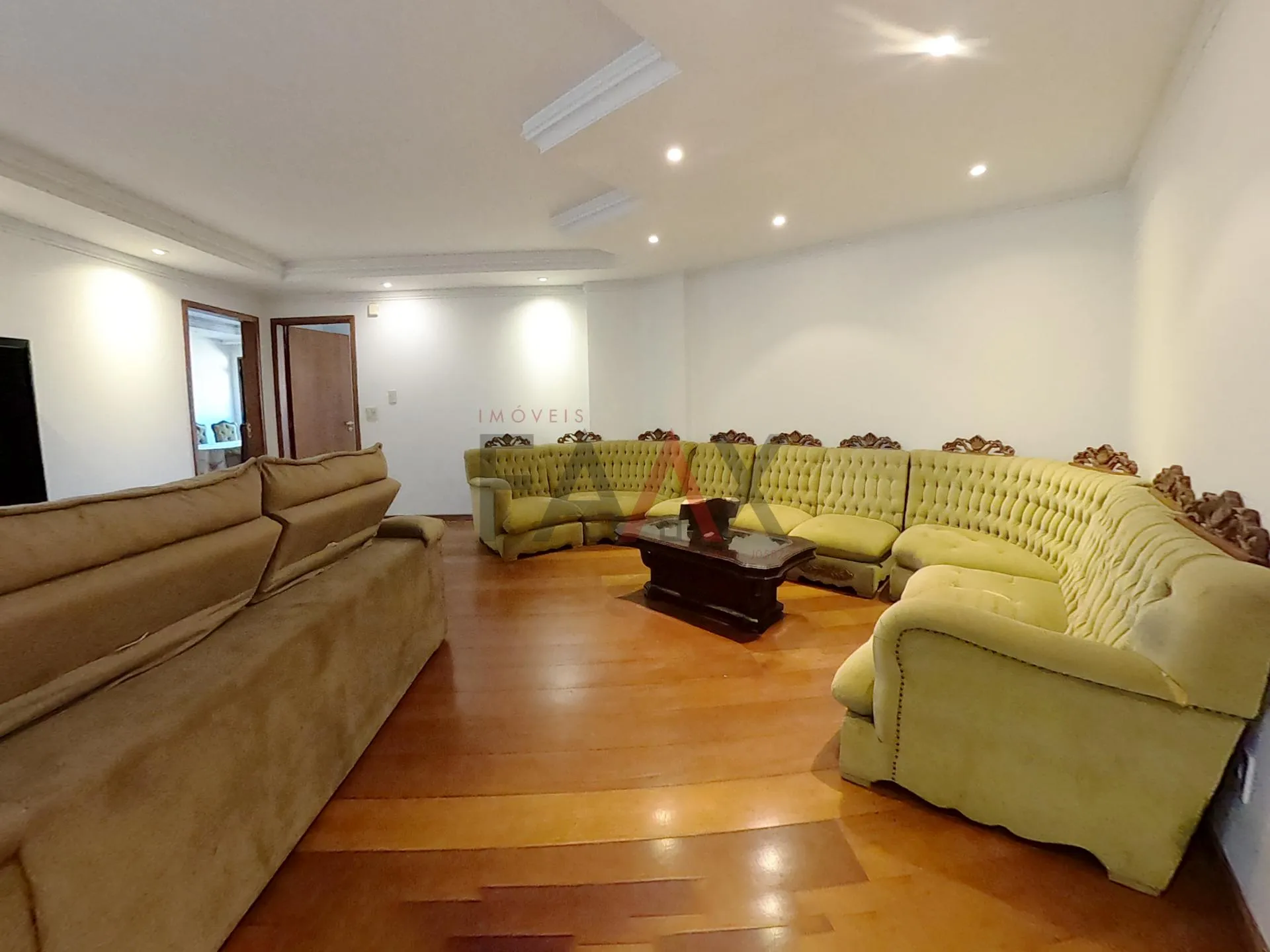 Imagem Apartamento à venda no Edifício Bourbon em frente ao Teatro Municipal no centro