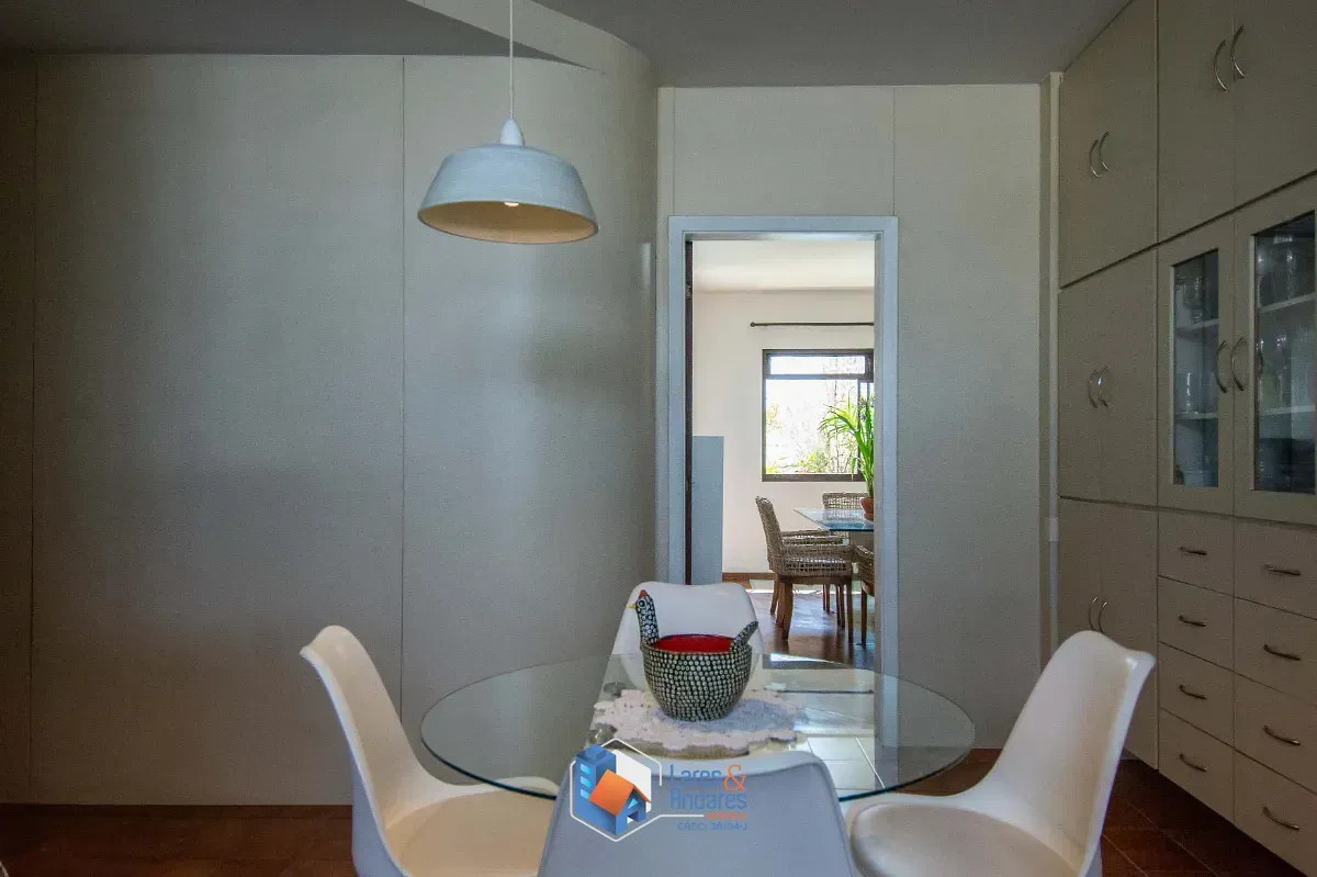 Imagem Apartamento para venda em Campo Belo com 4 quartos, sendo 2 suítes, 209m²