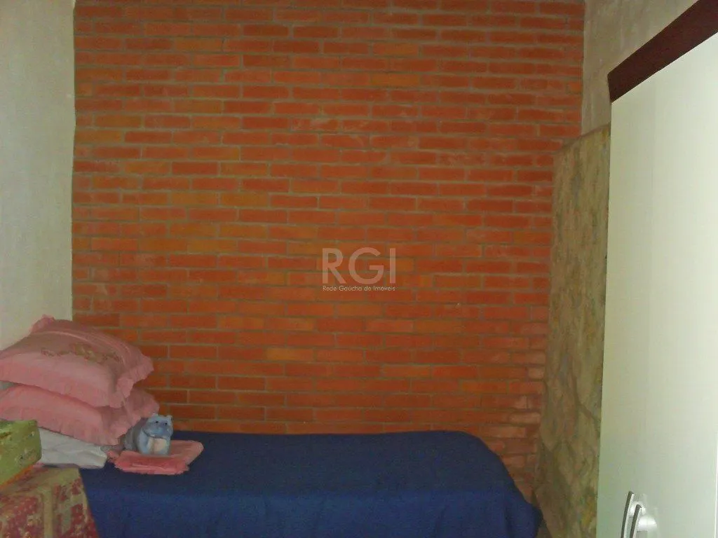 Imagem Casa para Venda - 140m², 3 dormitórios, sendo 1 suites, 2 vagas - Morro Santana