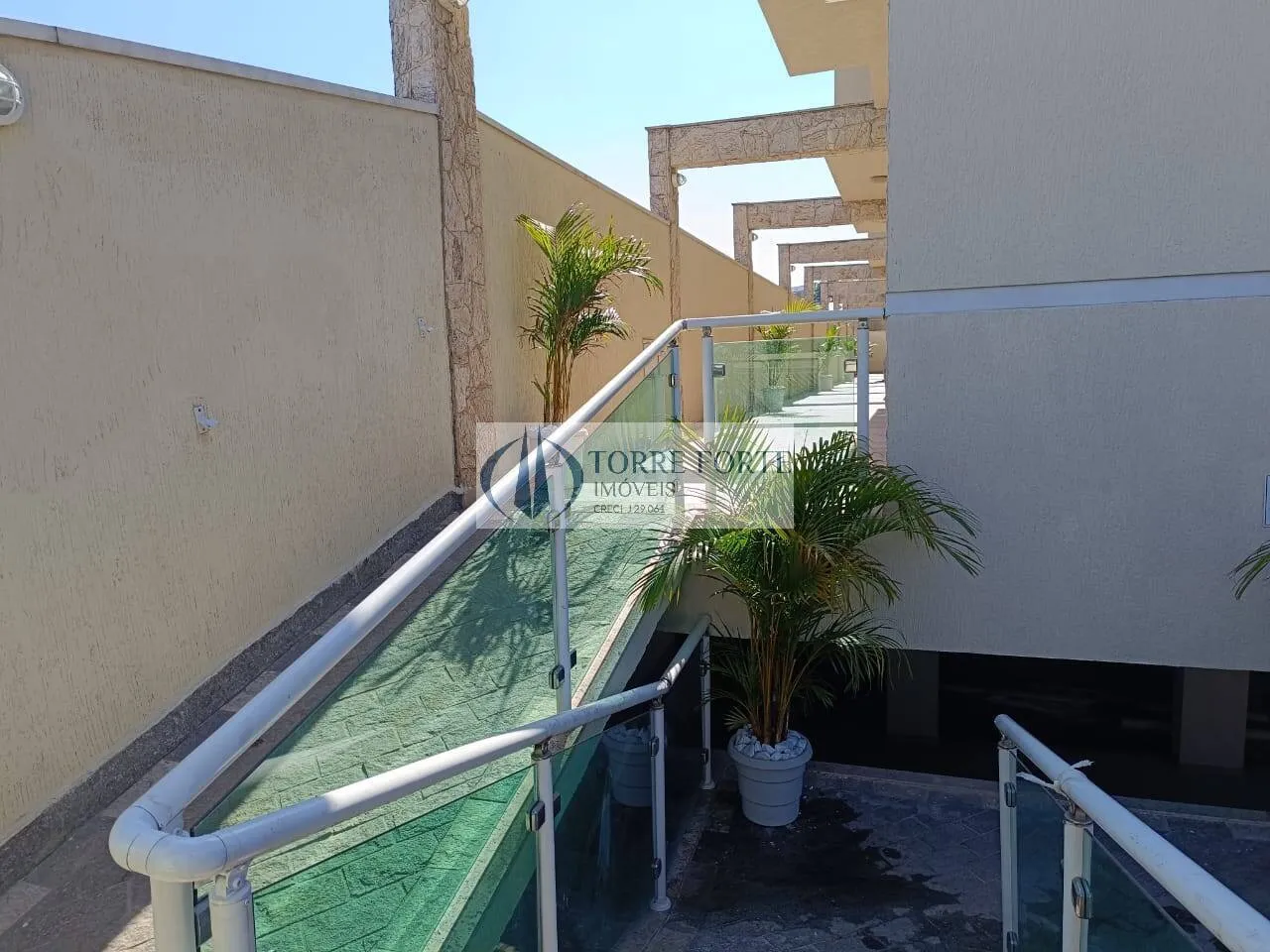 Imagem Sobrado em condominio com 2 quartos 2 vagas independentes na Vila Alpina.