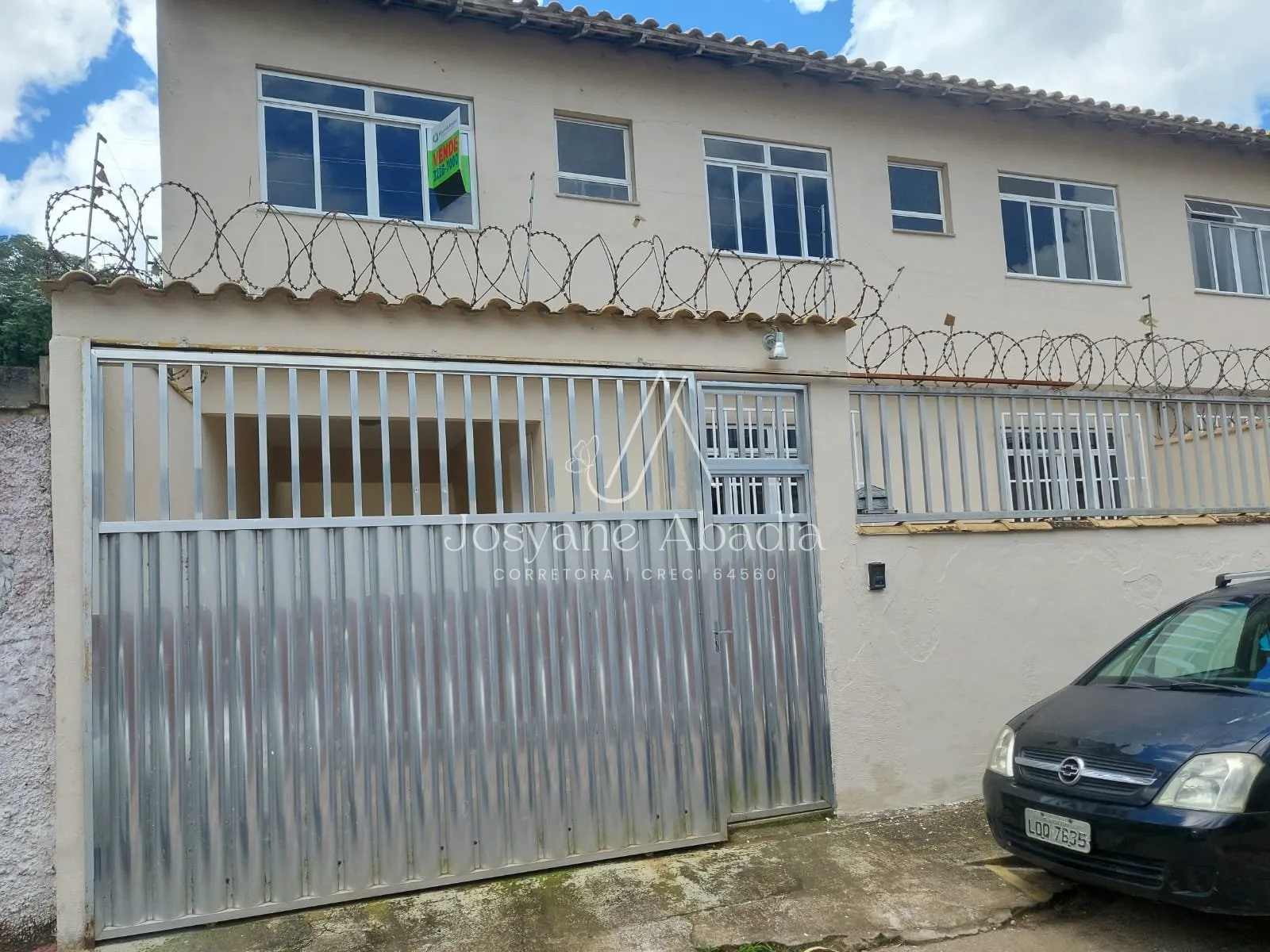 Casa à Venda no São Pedro em Juiz de Fora | 3 Quartos com Suíte e 2 Vagas
