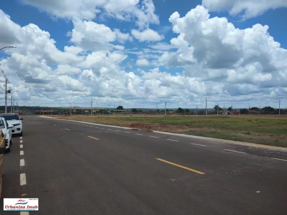 Imagem Villaggio Santa Inês - Terreno de Esquina com 450m2 à Venda já Parcelado em Campo Grande