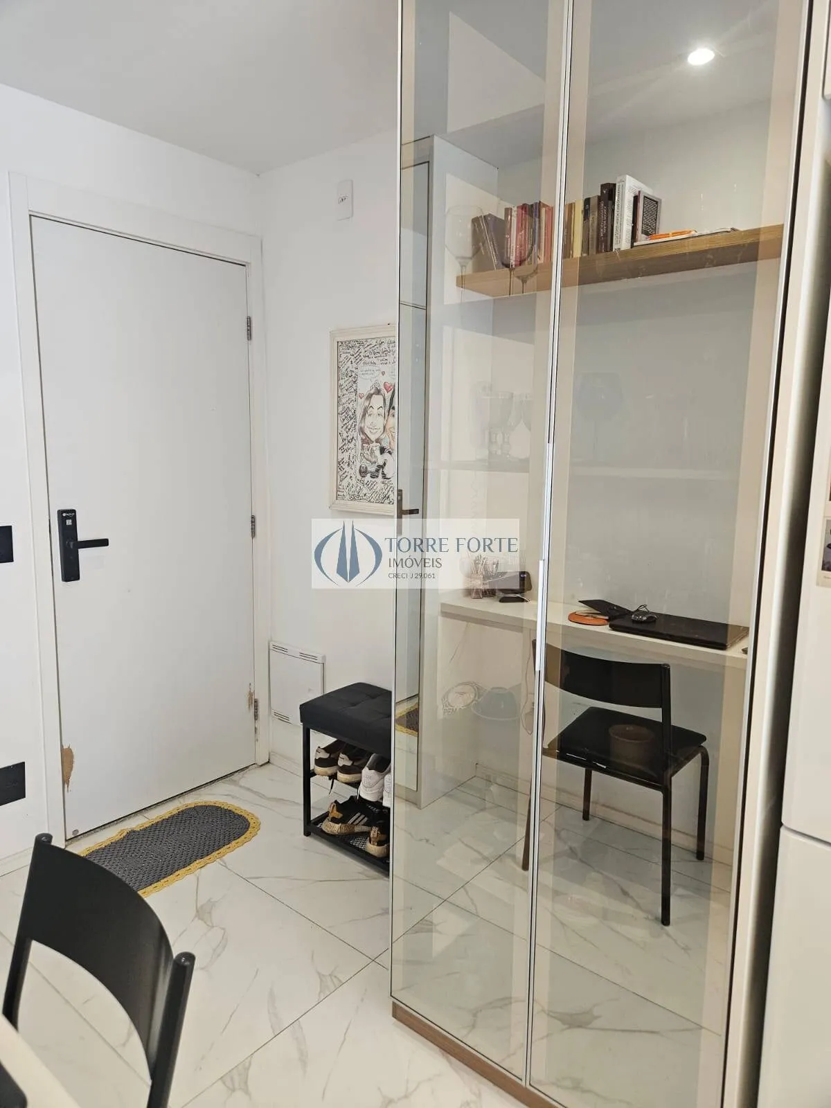 Imagem Lindo Apartamento com 2 dormitorios 1 vaga , Varanda na Barra Funda.