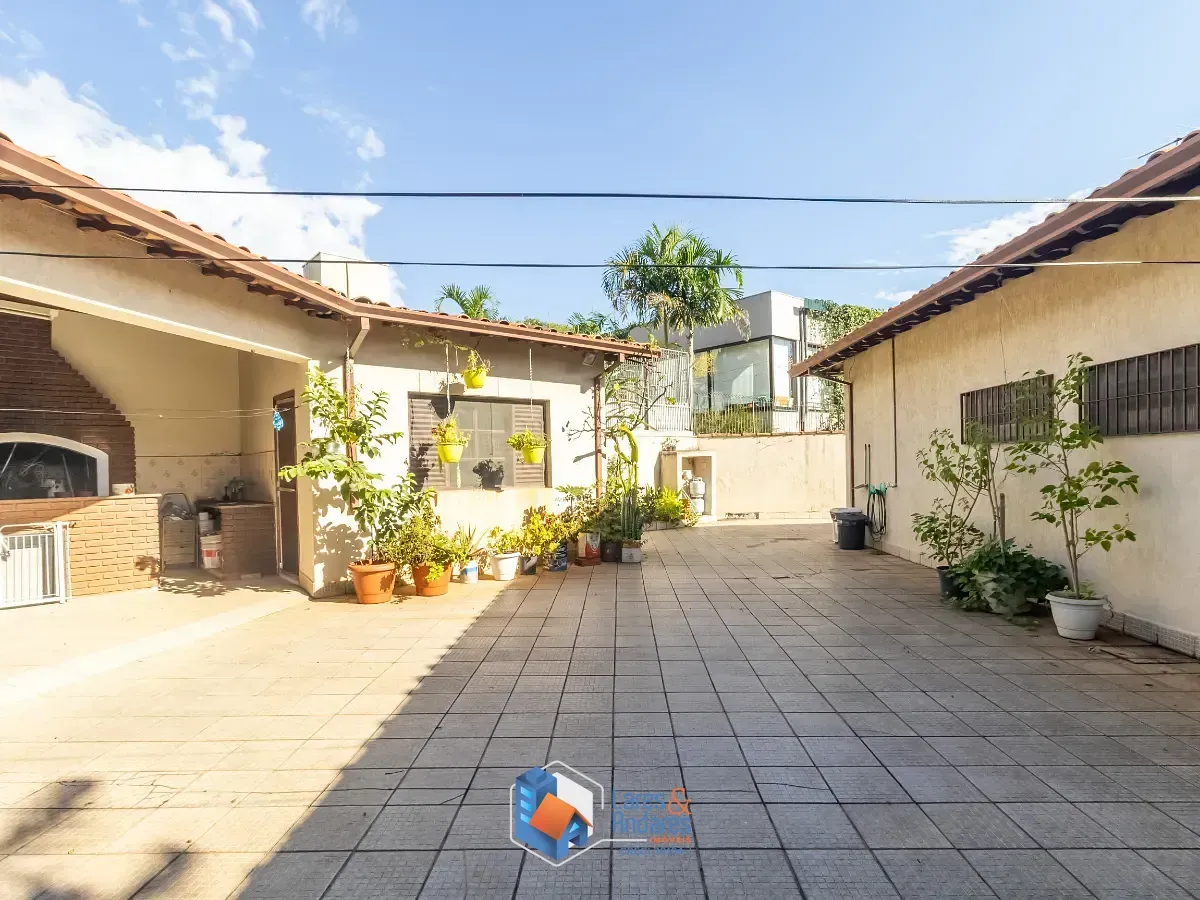 Imagem Casa para venda e locação em Alto de Pinheiros com 3 quartos, sendo 3 suítes, 245m²