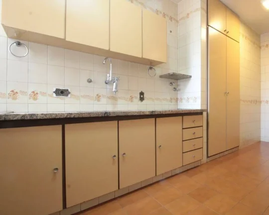 Imagem OPORTUNIDADE, APARTAMENTO COM 04 QUARTOS NA SAVASSI.