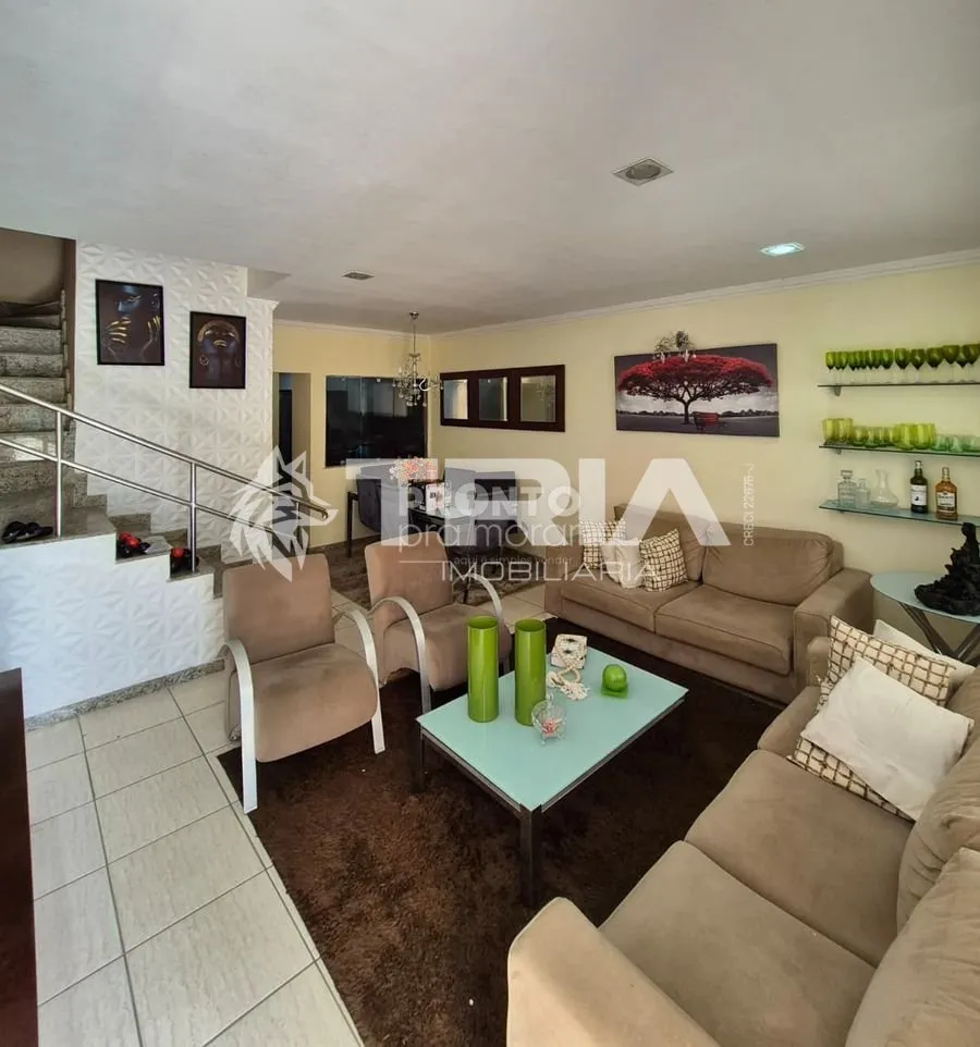 Imagem Casa de 4 quartos, 155m² no bairro Caxangá, em Recife
