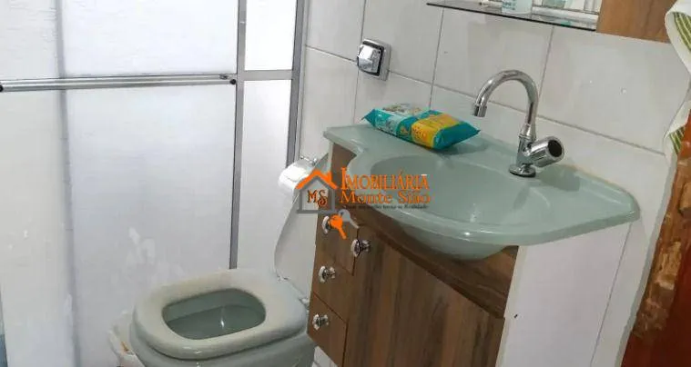 Imagem Sobrado com 3 dormitórios à venda, 230 m² por R$ 425.000 - Chácara Cabuçu - Guarulhos/SP