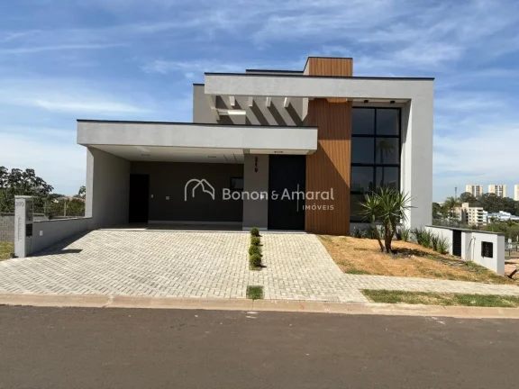 Imagem Esta casa térrea é a combinação perfeita de conforto, elegância e funcionalidade. São três su...
