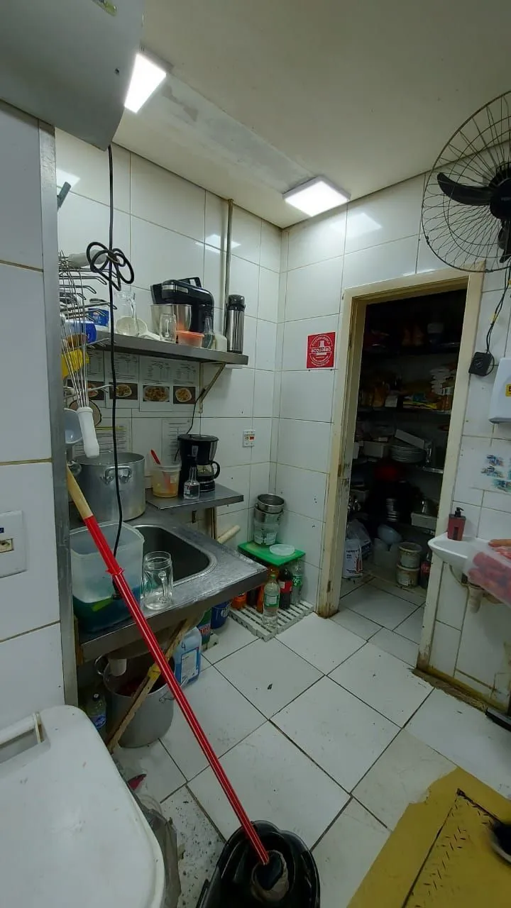 Imagem ESPAÇO COMERCIAL PIZZARIA LOCADO C/ EXCELENTE RENDIMENTO