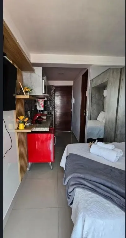 Imagem Flat mobiliado em Intermares, a 1 minuto da praia, com rooftop, piscina e excelente potencial para moradia ou investimento.