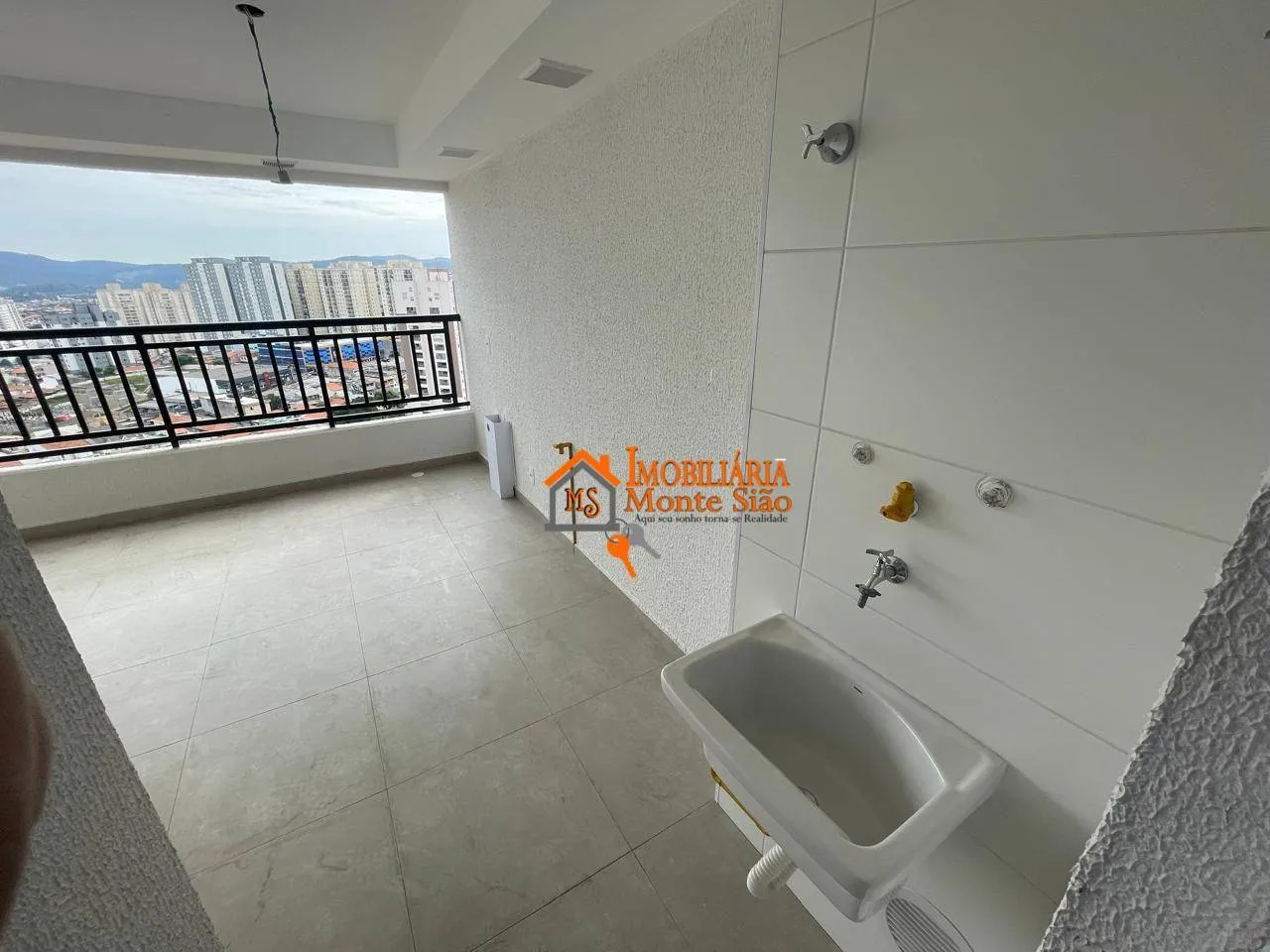 Imagem Apartamento com 2 dormitórios à venda, 64 m² por R$ 650.000,00 - Vila Hulda - Guarulhos/SP