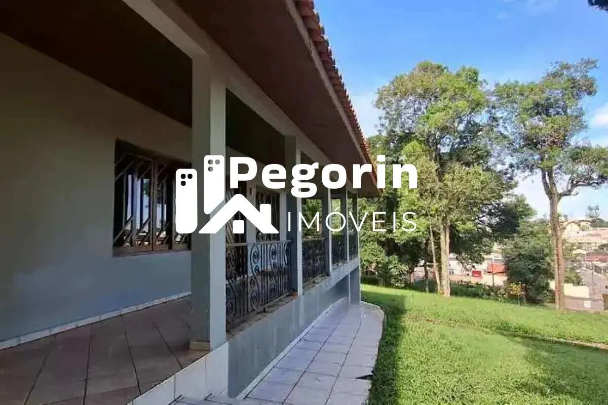 Imagem Terreno Com casa à venda em Campo Largo