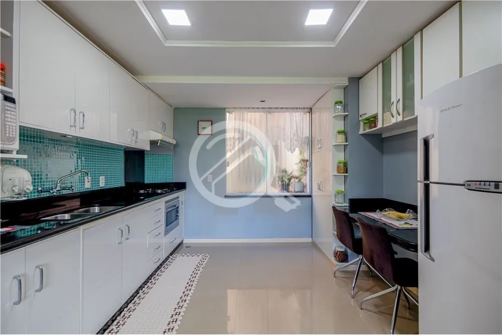 Imagem Apartamento Reformado e Espaçoso em Ótima Localização Você acaba de encontrar o seu novo lar! E...