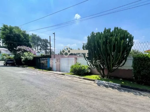 Imagem Cond. Paineiras II - Impecável! 3 suítes, piscina, gourmet, salão e VISTA!