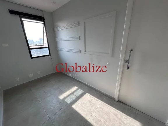 Imagem Linda sala para fins comerciais muito bem localizada em edifício empresarial no Bairro do Estuário em Santos (SP) por R$.3.500,00 !