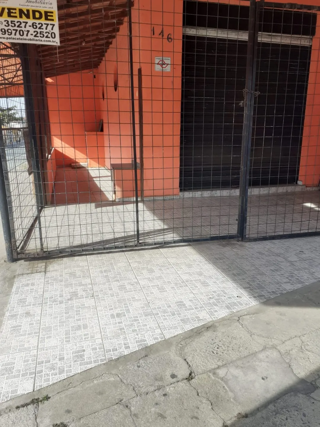 Imagem Casa à venda 2 Quartos, 1 Vaga, 357M², Jardim Cristina, Pindamonhangaba - SP