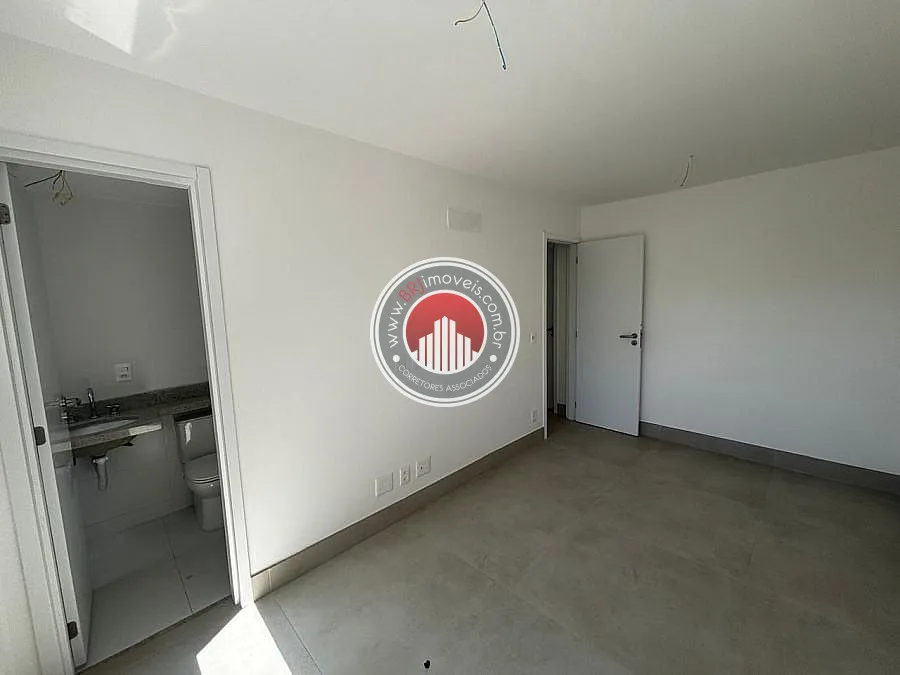 Imagem Apartamento a Venda no bairro Alvarez - Nova Iguaçu, RJ