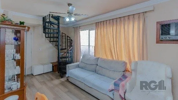 Imagem Vende-se excelente cobertura 2 quartos com suíte, 3 vagas de garagem com 156m² no Petrópolis