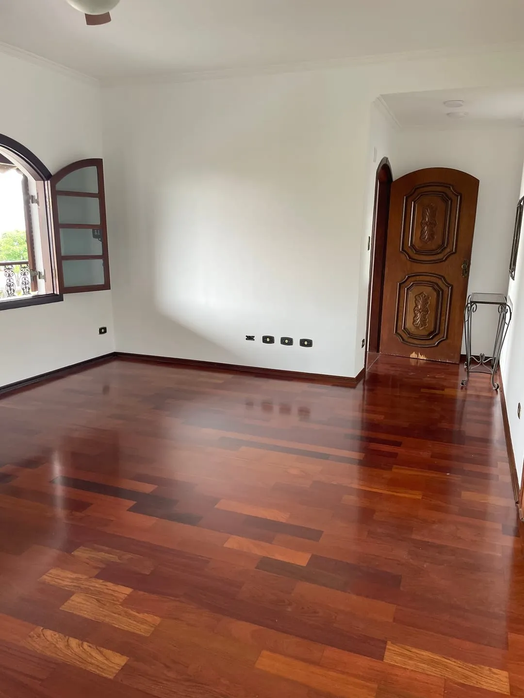 Imagem Casa à venda 3 Quartos, 1 Suite, 2 Vagas, 406.4M², Centro, Pindamonhangaba - SP