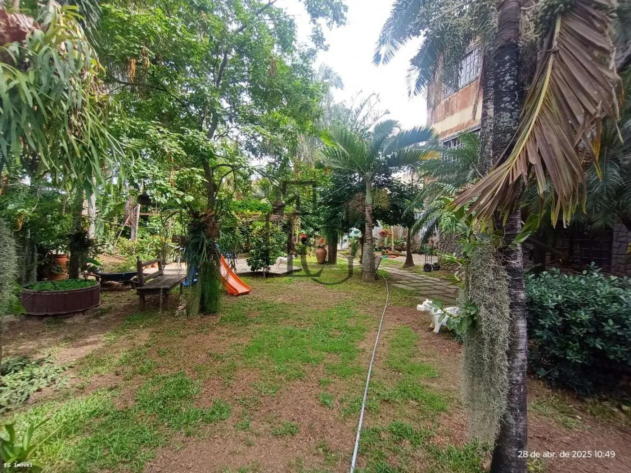 Imagem Casa para Venda em Araruama, Coqueiral, 3 dormitórios, 1 suíte, 2 banheiros, 1 vaga