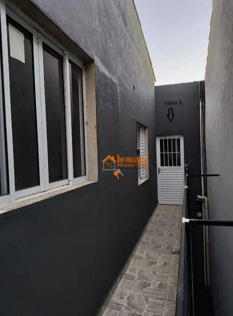 Imagem Sobrado com 4 dormitórios à venda, 312 m² por R$ 636.000,00 - Jardim Presidente Dutra - Guarulhos/SP