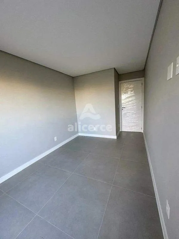 Imagem Apartamento DUPLEX 2 dormitórios com suíte, sacada com churrasqueira, próximo ao mar, em Ingleses - Florianópolis - SC