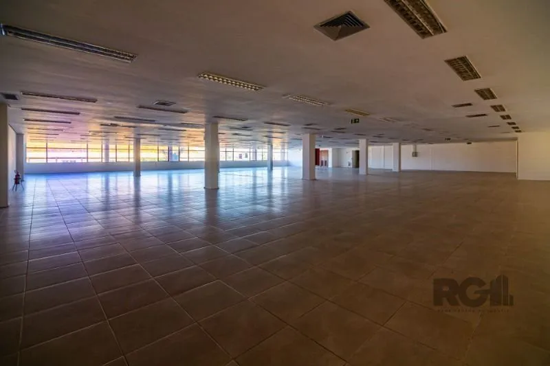 Imagem Conjunto/Sala para Locação/Aluguel - 900m², 0 dormitórios, Navegantes
