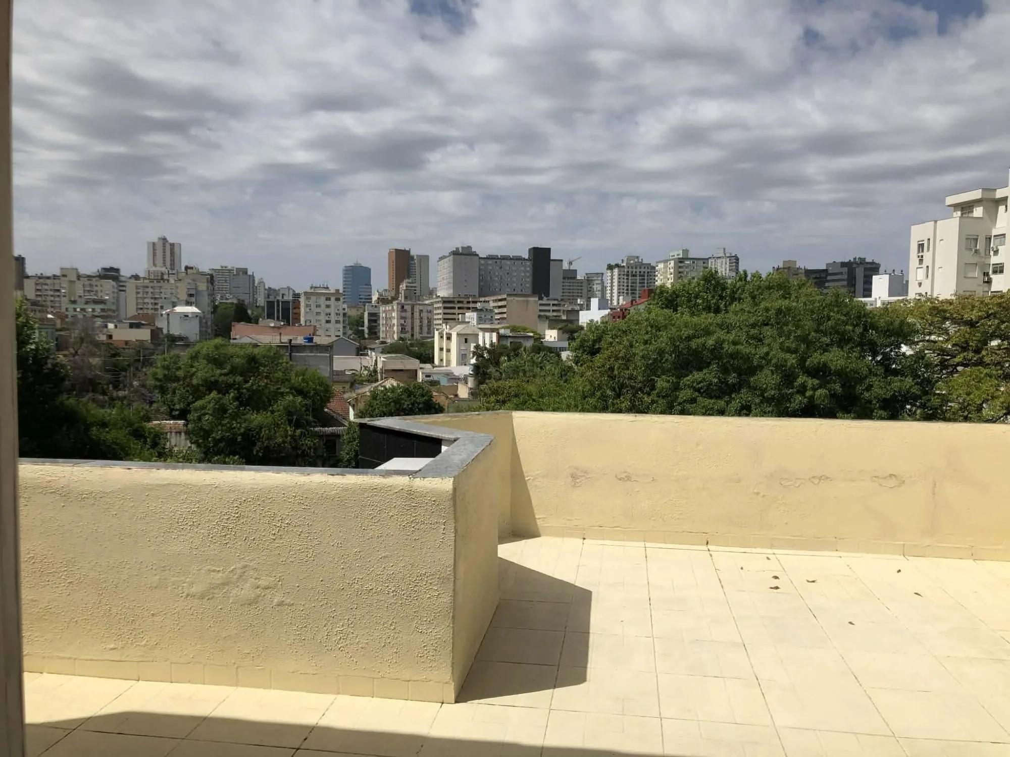 Imagem Predio residencial sendo uma cobertura e mais 03 apartamentos