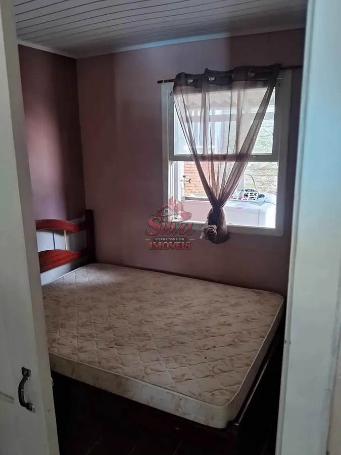 Imagem Casa 3 dormitórios com piscina a 300m do mar