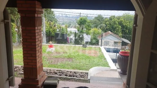 Imagem Excelente casa para venda, localizado no bairro Imigrante Sul em Campo Bom/RS. 
Terreno de 430m² e ...