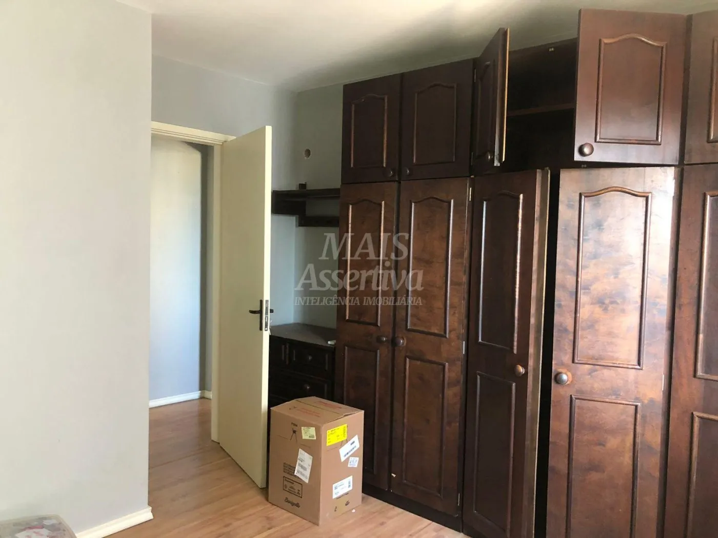 Imagem Apartamento semi-mobiliado para venda Dom Pedro II e - 9º andar