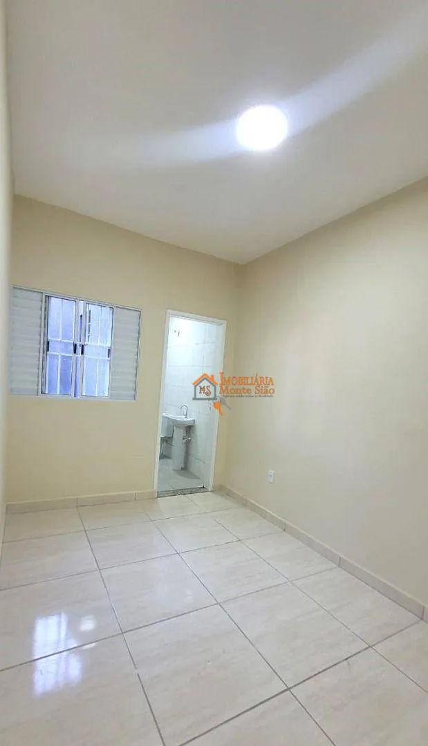 Imagem Kitnet com 1 dormitório para alugar, 30 m² por R$ 910,00/mês - Picanco - Guarulhos/SP