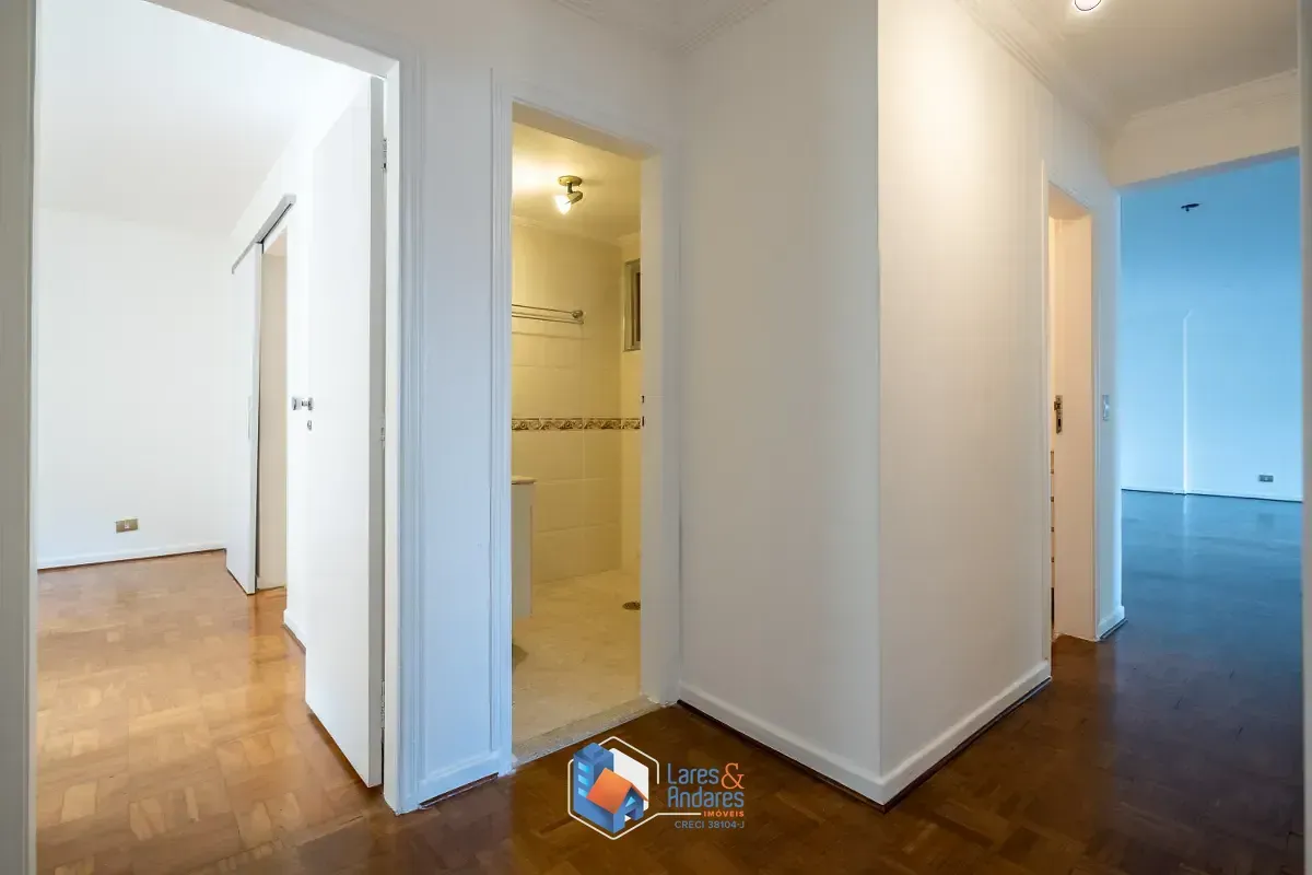 Imagem Apartamento para venda em Moema com 3 quartos, sendo 1 suíte, 145m²