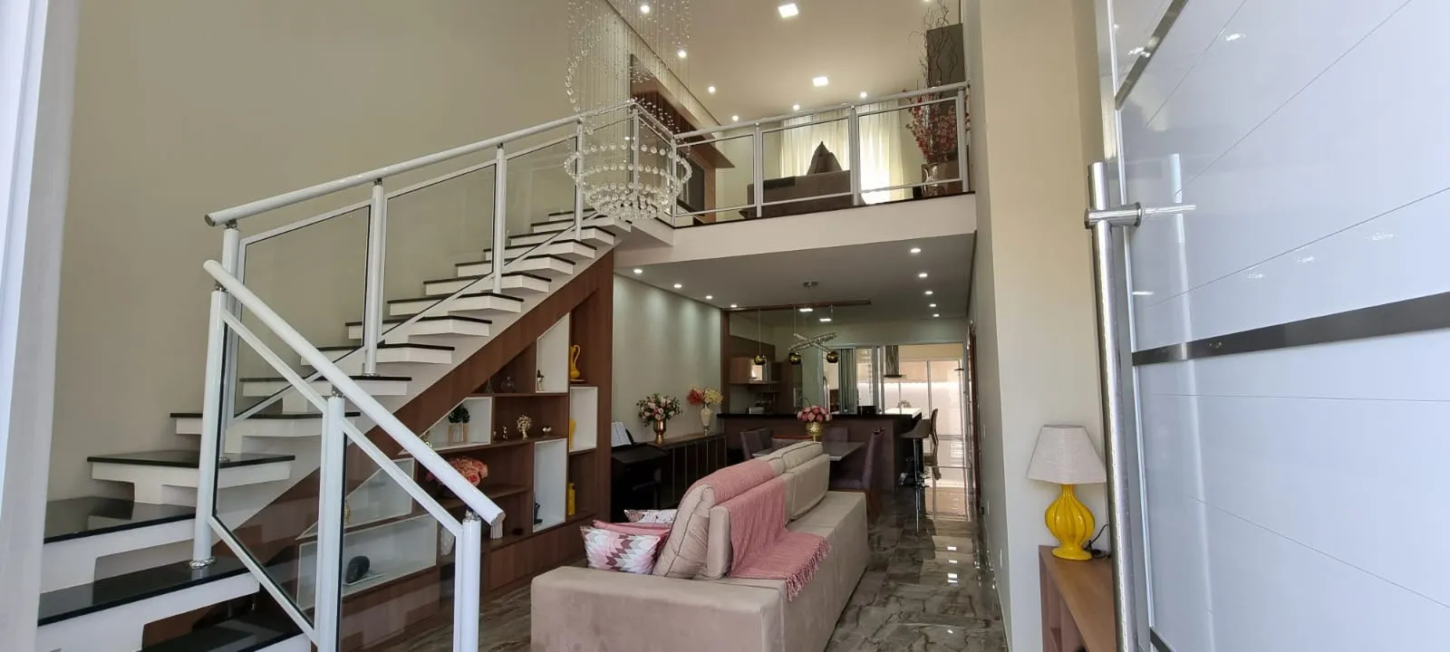 Imagem LINDA CASA NO CONDOMÍNIO PORTAL VILLE FLAMBOYANT 217M²!!!