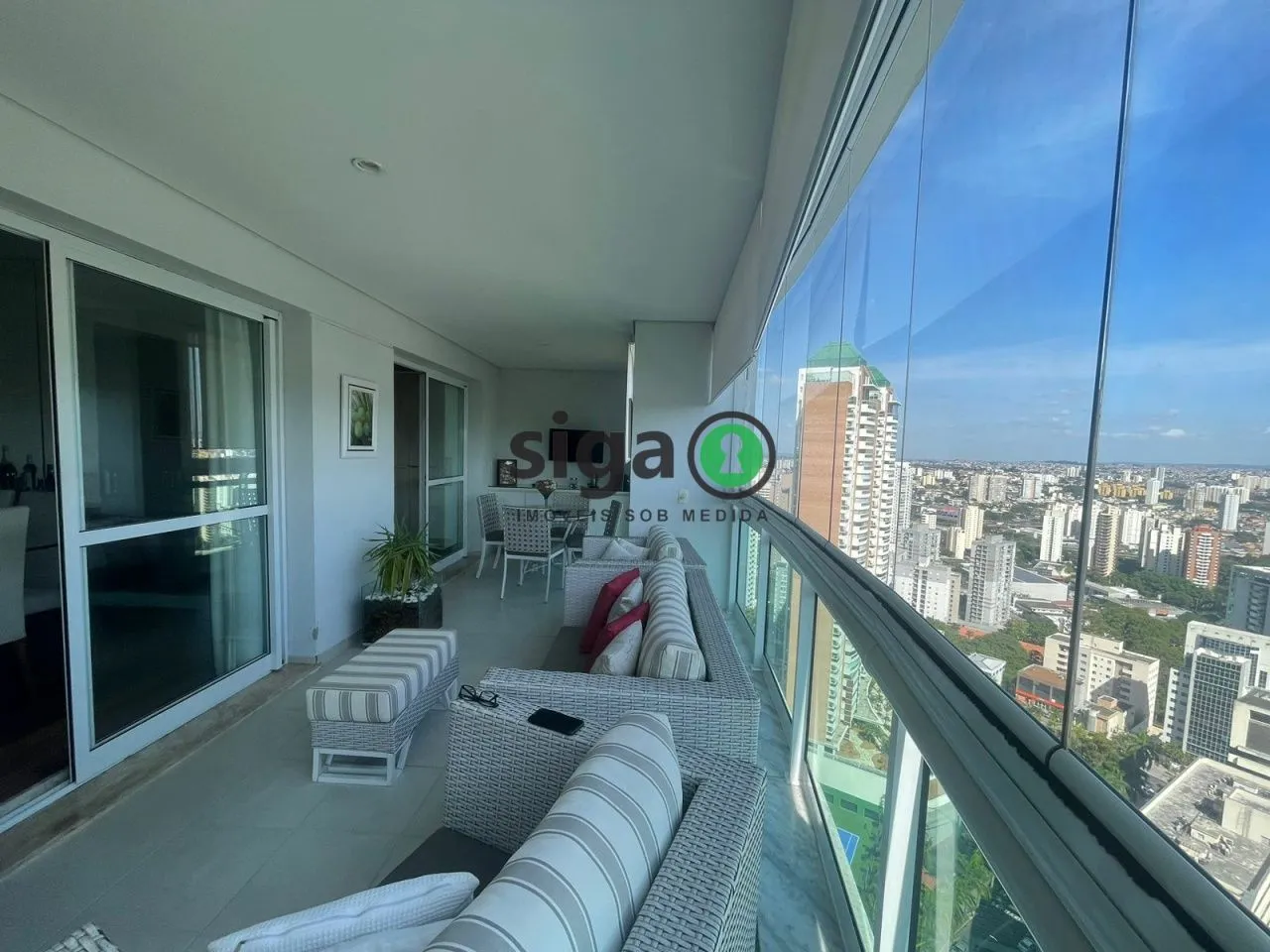 Imagem COBERTURA DUPLEX: 354/M² - 03 SUÍTES - 04 VAGAS - PANAMBY. .