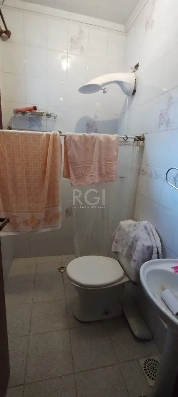 Imagem Casa de 4 dormitórios no bairro Parque Santa Fé