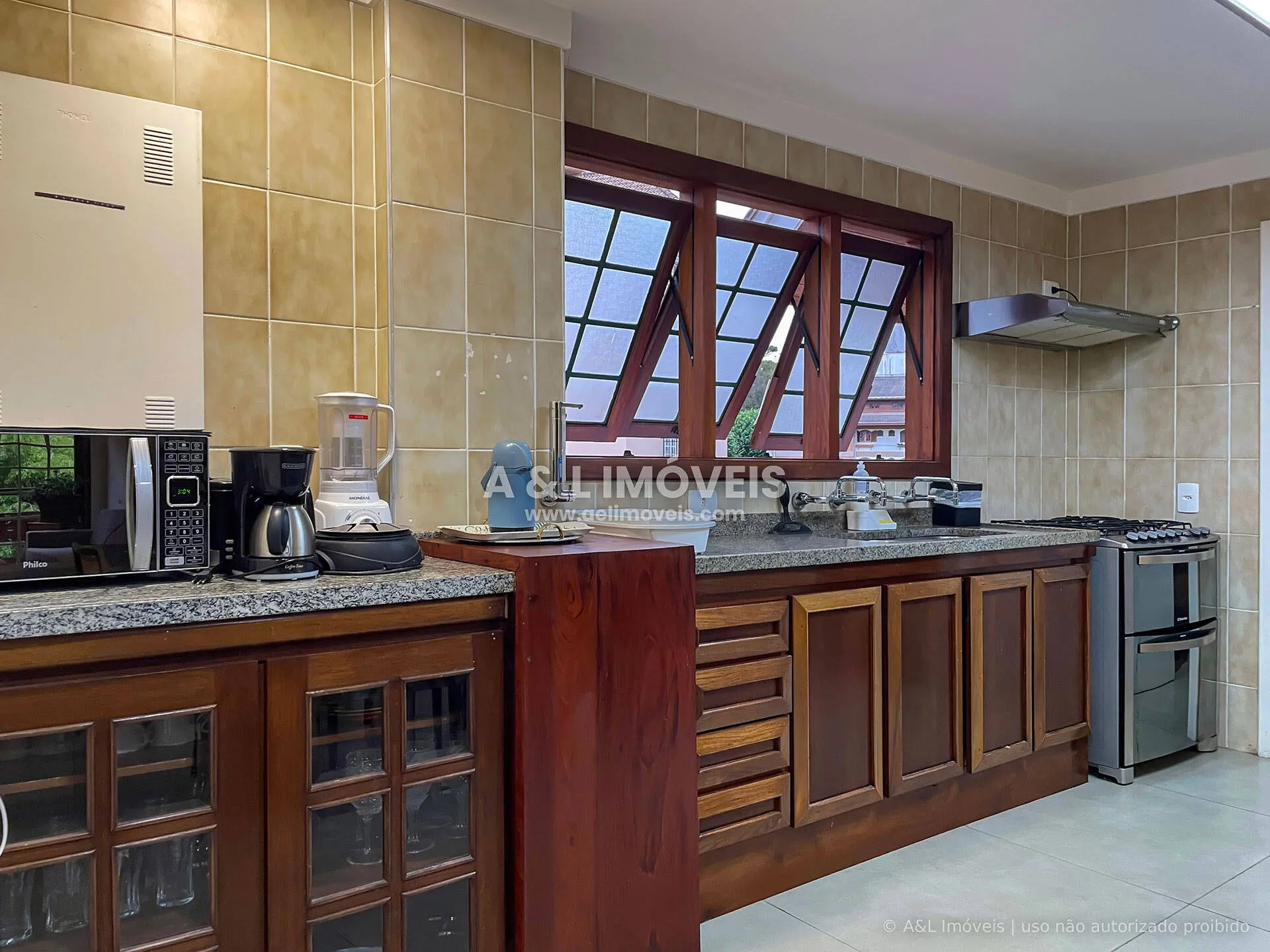 Imagem Cobertura Duplex em Capivari - Lareira, Mezanino e 200 m²